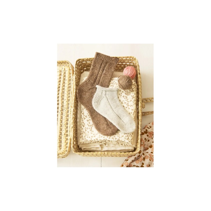 LIVRE GUIDE EXPERT CHAUSSETTES AU TRICOT