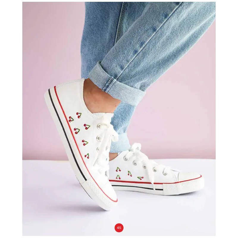 JE DÉCOUVRE LA BRODERIE