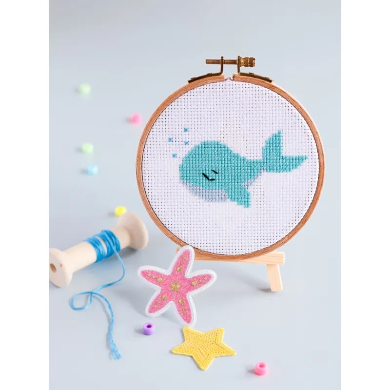 JE DÉCOUVRE LE POINT DE CROIX